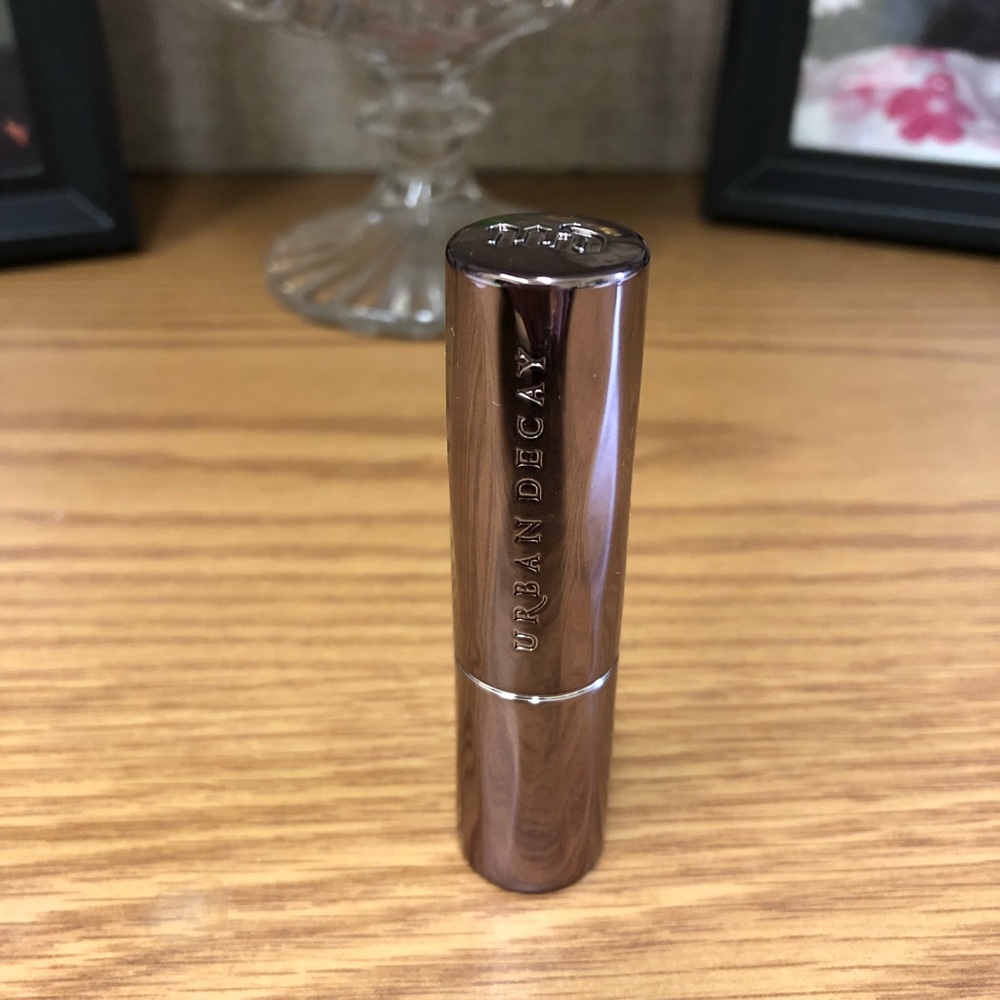 Urban Decay Lipstick -Speedball